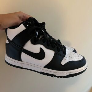 Nike dunk high panda